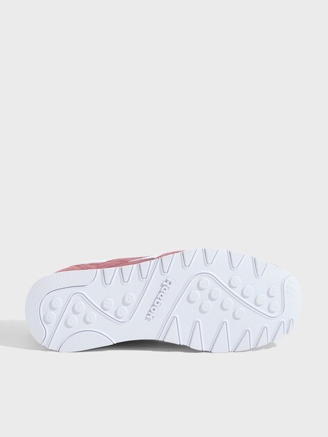 Женские кроссовки REEBOK CLASSIC NYLON, Артикул CLASSIC NYLON, коричнево-бордовый | 4805731. Ракурс 6