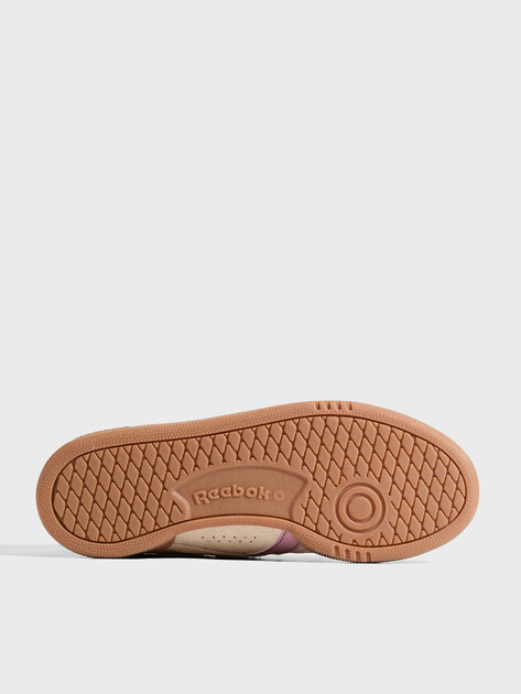 Женские кеды REEBOK CLUB C GROUNDS UK, Артикул CLUB C GROUNDS UK, светло-бежевый | 4806196. Ракурс 6
