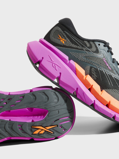 Женские кроссовки REEBOK FLOATZIG DOUBLE, Артикул FLOATZIG DOUBLE, черный | 4806884. Ракурс 3