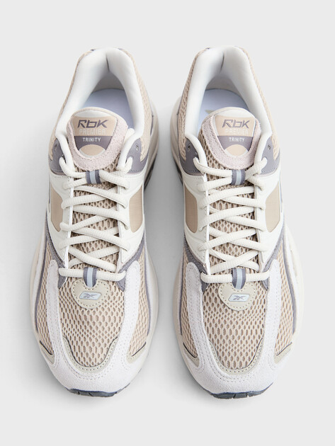 Кроссовки REEBOK PREMIER TRINITY KFS, Артикул PREMIER TRINITY KFS, бежево-серый | 4807270. Ракурс 4