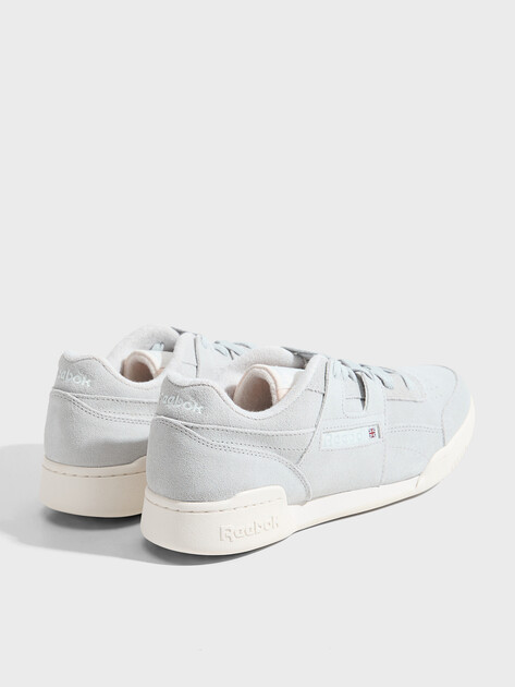 Кеды REEBOK WORKOUT PLUS, Артикул WORKOUT PLUS, светло-серый | 4807519. Ракурс 5