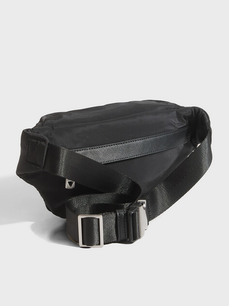 Мужская поясная сумка GUESS BERLIN BUMBAG L, Артикул HMBENYP6156, черный | 4814131. Ракурс 3