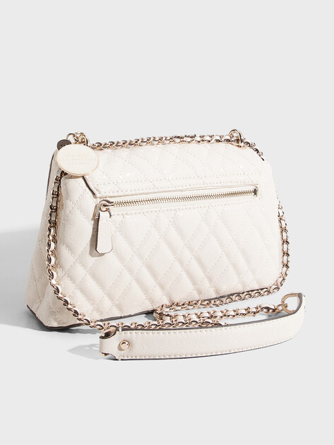 Женская сумка  GUESS ISEMAY CONVERTIBLE XBODY FLAP, Артикул HWGG9628210, молочно-белый | 4814374. Ракурс 3
