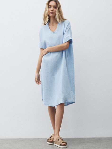Женское платье из муслина MAISON DAVID, Артикул BLN917, светло-голубой | 4835834. Ракурс 2