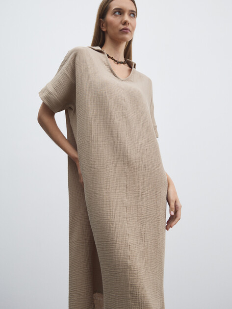 Женское платье из муслина MAISON DAVID, Артикул BLN917, серовато-бежевый | 4835837. Ракурс 2