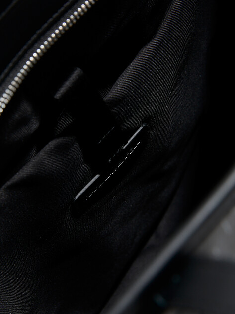 Женский тоут KARL LAGERFELD k/voyage tote, Артикул A1W30183, черный | 4840492. Ракурс 4