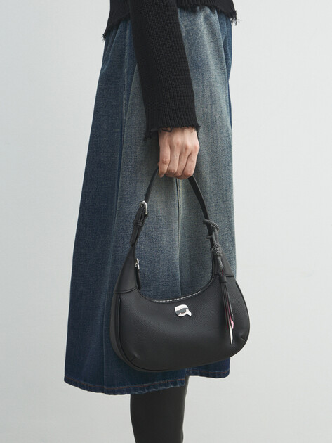 Женская сумка  KARL LAGERFELD ikon grainy round shoulderbag, Артикул A3W30107, черный | 4842973. Ракурс 5