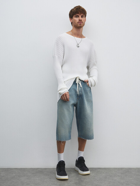 Мужской джемпер MM6 MAISON MARGIELA Crewneck, Артикул SH2HL0020, белый | 4853165. Ракурс 2