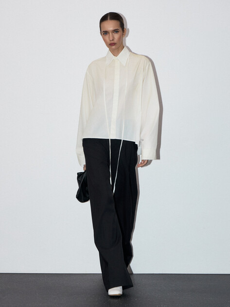 Женские широкие брюки MM6 MAISON MARGIELA, Артикул S52KA0517, черный | 4854393. Ракурс 5 Женские широкие брюки MM6 MAISON MARGIELA, Артикул S52KA0517, черный | 4854393. Ракурс 5