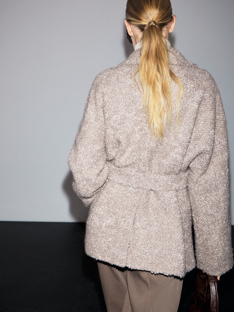 Женское полупальто MAISON DAVID, Артикул LOURDES_ALPACO, бежево-серый | 4855393. Ракурс 4