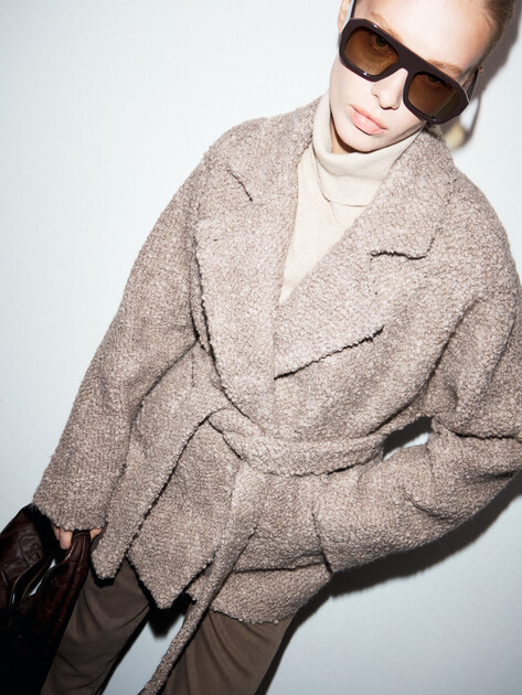 Женское полупальто MAISON DAVID, Артикул LOURDES_ALPACO, бежево-серый | 4855393. Ракурс 6