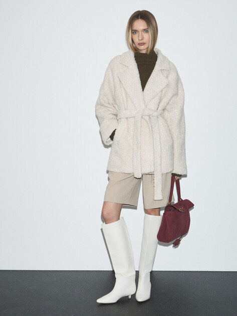 Женское полупальто MAISON DAVID, Артикул LOURDES_ALPACO, молочно-бежевый | 4855447. Ракурс 2