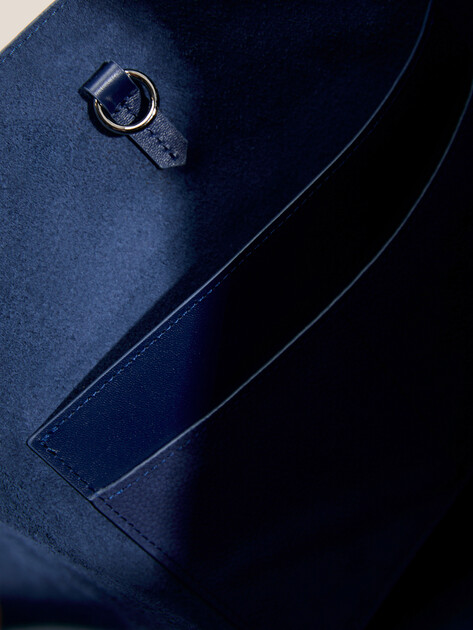 Женский шоппер MAISON DAVID, Артикул ESTHER, синий | 4856230. Ракурс 4 Женский шоппер MAISON DAVID, Артикул ESTHER, синий | 4856230. Ракурс 4