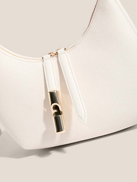 Женская сумка  FURLA, Артикул FURLA GOCCIA S SHOULDER BAG, светло-бежевый | 4856620. Ракурс 2