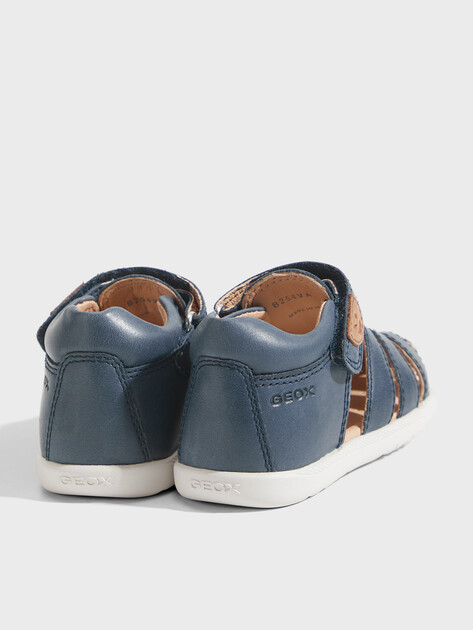 Детские сандалии GEOX B SANDAL MACCHIA BOY, Артикул B254VA, темно-синий | 4857551. Ракурс 5 Детские сандалии GEOX B SANDAL MACCHIA BOY, Артикул B254VA, темно-синий | 4857551. Ракурс 5