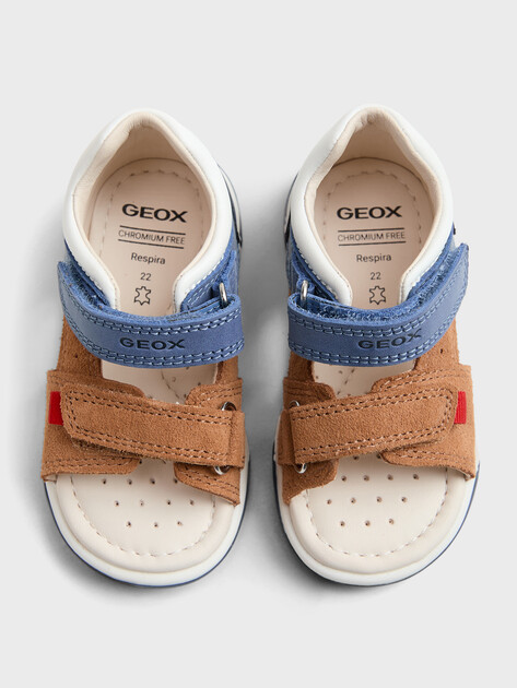 Детские сандалии GEOX B SANDAL ZAPITO BOY, Артикул B556EB, светло-коричневый | 4857602. Ракурс 4