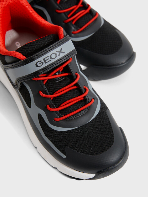 Детские кроссовки GEOX J PRO-RAN BOY, Артикул J65P7F, черный | 4857984. Ракурс 3