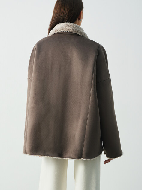 Женская дубленка  MAISON DAVID, Артикул ODRI_SDF-S, коричнево-серый | 4858103. Ракурс 4