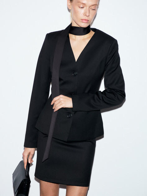 Женский жакет LUMIQUE, Артикул I0048, черный | 4863668. Ракурс 2