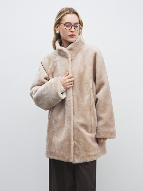 Женская шуба  MAISON DAVID, Артикул GEORGETTE_STR, серовато-бежевый | 4865175. Ракурс 5