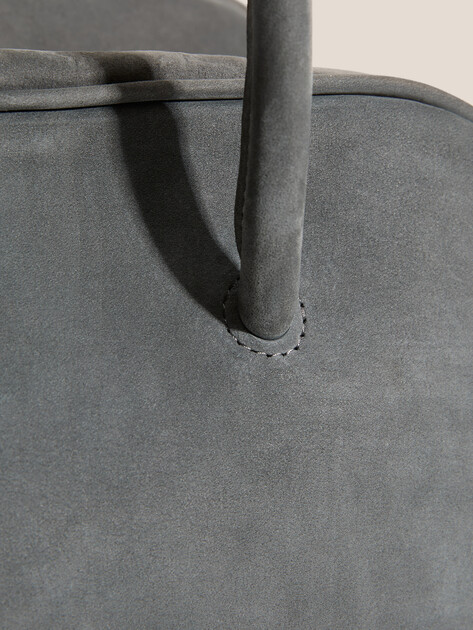 Женский тоут MAISON DAVID, Артикул JEANNE, темно-серый | 4866852. Ракурс 2 Женский тоут MAISON DAVID, Артикул JEANNE, темно-серый | 4866852. Ракурс 2