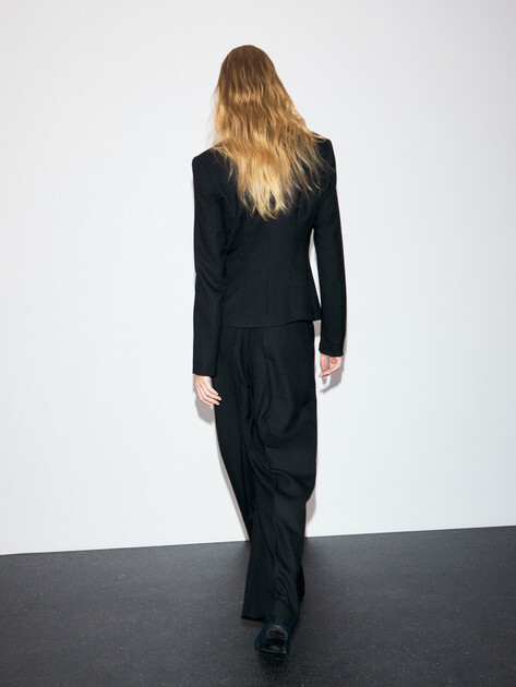 Женский жакет LUMIQUE, Артикул l0050, черный | 4869404. Ракурс 4 Женский жакет LUMIQUE, Артикул l0050, черный | 4869404. Ракурс 4