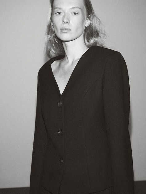 Женский жакет LUMIQUE, Артикул l0050, черный | 4869404. Ракурс 5 Женский жакет LUMIQUE, Артикул l0050, черный | 4869404. Ракурс 5