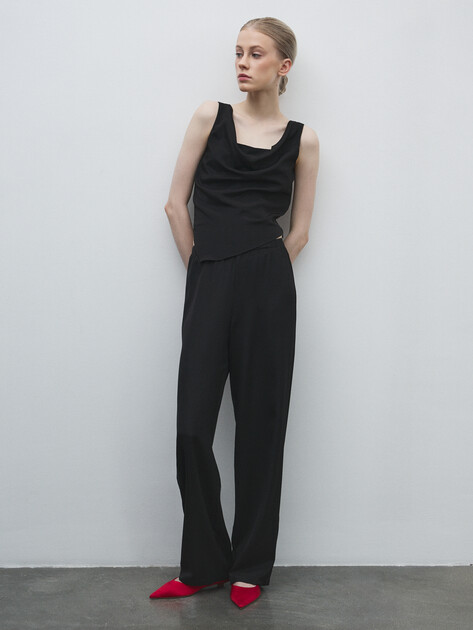 Женские прямые брюки  LUMIQUE, Артикул YYHZS02, черный | 4874793. Ракурс 2