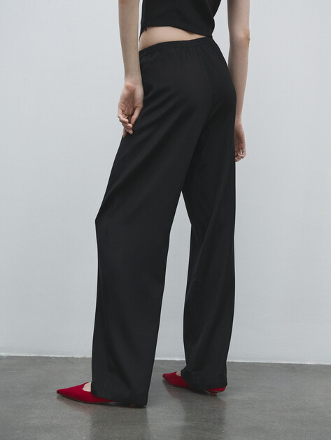 Женские прямые брюки  LUMIQUE, Артикул YYHZS02, черный | 4874793. Ракурс 4