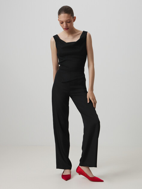 Женский топ LUMIQUE, Артикул YYHZS03, черный | 4874806. Ракурс 2 Женский топ LUMIQUE, Артикул YYHZS03, черный | 4874806. Ракурс 2