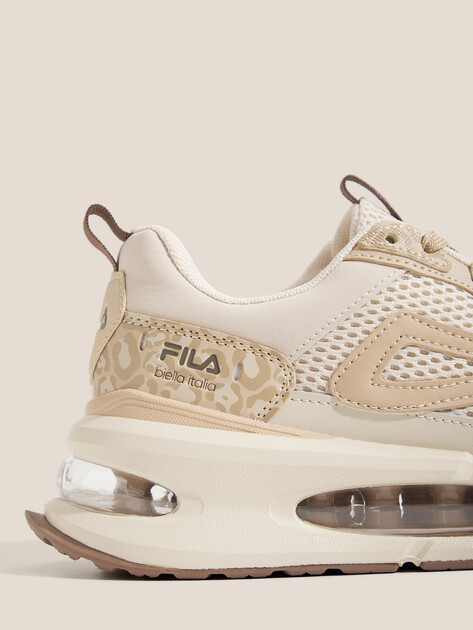Женские кроссовки FILA EXPLORE NXT W, Артикул EXPLORE NXT W, светло-бежевый | 4882980. Ракурс 3