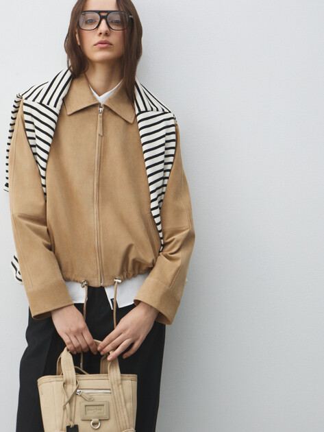 Женская куртка MAISON DAVID, Артикул HJ-92759, светло-бежевый | 4884133. Ракурс 6 Женская куртка MAISON DAVID, Артикул HJ-92759, светло-бежевый | 4884133. Ракурс 6