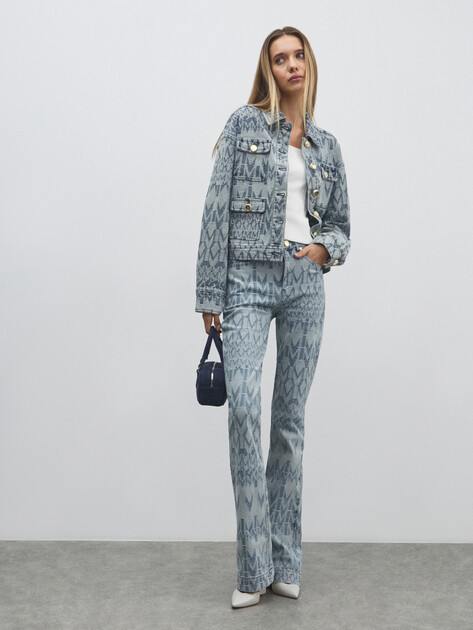 Женские джинсы клеш MARCIANO BY GUESS SARAH DENIM FLARED PANTS, Артикул 5YGA017354A, голубой | 4889846. Ракурс 2