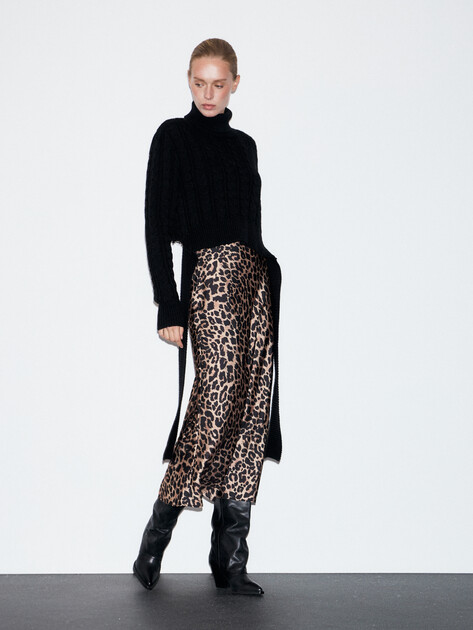 Юбка  миди GUESS SIBILLA LONG SATIN SKIRT, Артикул W5YD55WF1T2, леопардовый принт | 4891014. Ракурс 5