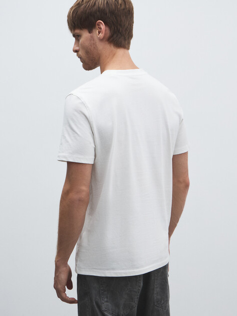 Мужская футболка GUESS ASCANIO CN T-SHIRT, Артикул Z5YI12I3Z14, белый | 4891127. Ракурс 4 Мужская футболка GUESS ASCANIO CN T-SHIRT, Артикул Z5YI12I3Z14, белый | 4891127. Ракурс 4