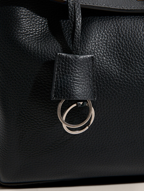 Женская сумка MAISON DAVID, Артикул VERONICA MEDIUM, черный | 4894351. Ракурс 2 Женская сумка MAISON DAVID, Артикул VERONICA MEDIUM, черный | 4894351. Ракурс 2
