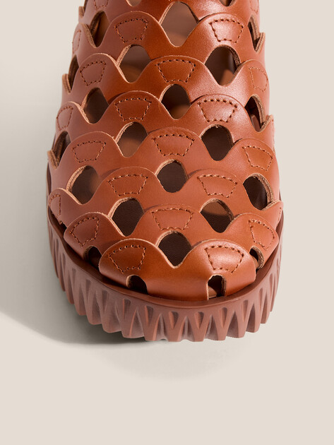 Сабо 4CCCCEES Plia Wave, Артикул Plia Wave, светло-коричневый | 4899027. Ракурс 3