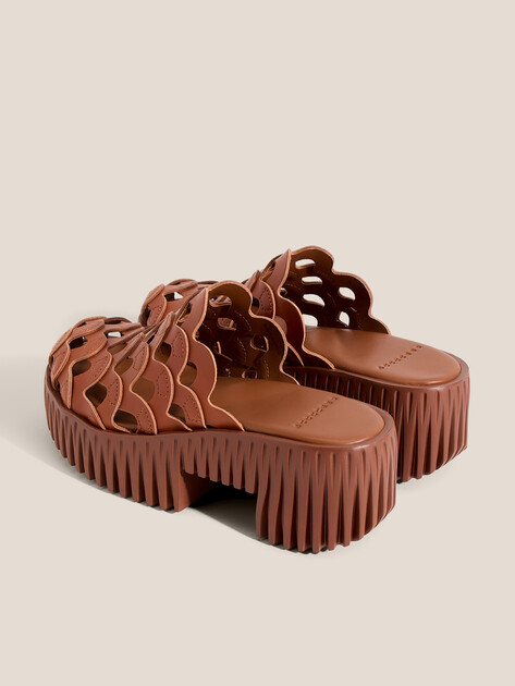 Сабо 4CCCCEES Plia Wave, Артикул Plia Wave, светло-коричневый | 4899027. Ракурс 5