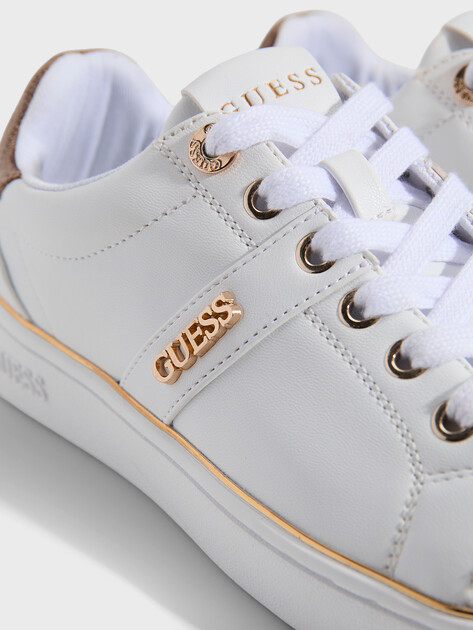 Женские кеды GUESS BRITZ, Артикул FLFBTZELE12, белый | 4905826. Ракурс 3 Женские кеды GUESS BRITZ, Артикул FLFBTZELE12, белый | 4905826. Ракурс 3