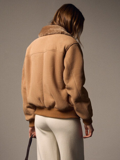 Женская дубленка MAISON DAVID, Артикул SUZANNE_DF, бежево-коричневый | 4908787. Ракурс 4 Женская дубленка MAISON DAVID, Артикул SUZANNE_DF, бежево-коричневый | 4908787. Ракурс 4