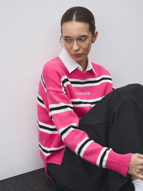 Женский джемпер GUESS JEANS GJ LS CN STRIPED SWTR, Артикул W4BR09Z3HM1, розовый | 4908982. Ракурс 5 Женский джемпер GUESS JEANS GJ LS CN STRIPED SWTR, Артикул W4BR09Z3HM1, розовый | 4908982. Ракурс 5