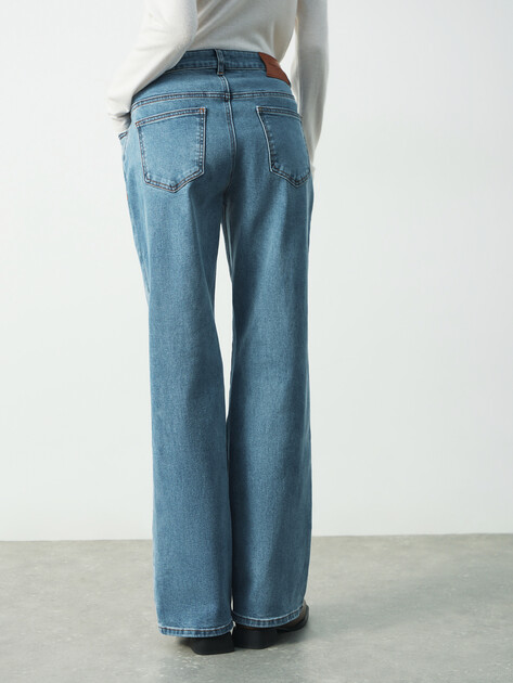 Женские джинсы клеш MAISON DAVID, Артикул SH-021, голубой | 4909626. Ракурс 4 Женские джинсы клеш MAISON DAVID, Артикул SH-021, голубой | 4909626. Ракурс 4