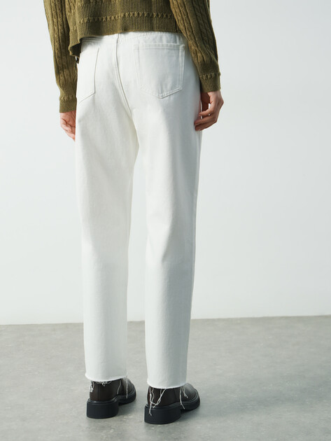 Женские джинсы мом MAISON DAVID, Артикул SH-23C126, белый | 4909634. Ракурс 4