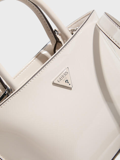 Женская сумка GUESS ARNELA II MINI TOTE, Артикул HWNY9723750, бледно-серый | 4913492. Ракурс 2 Женская сумка GUESS ARNELA II MINI TOTE, Артикул HWNY9723750, бледно-серый | 4913492. Ракурс 2