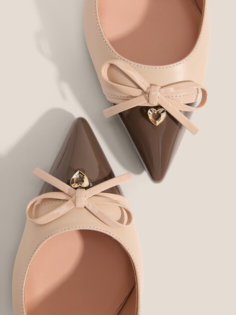 Женские туфли с открытой пяткой (слинг-бэк) LOVE MOSCHINO LADY BOW, Артикул JA10316G, бежевый | 4917479. Ракурс 3