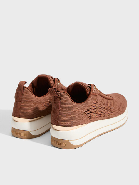 Женские кроссовки LOVE MOSCHINO DAILY RUNNING, Артикул JA15334G SS26, коричневый | 4917814. Ракурс 5