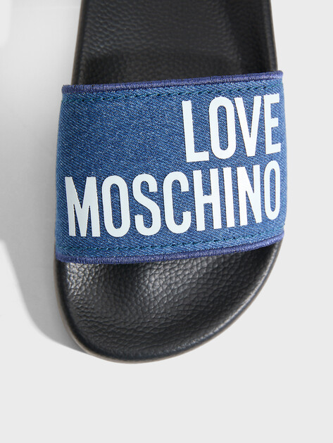 Женские шлепанцы LOVE MOSCHINO POOL SLIDE, Артикул JA28192G, синевато-голубой | 4917914. Ракурс 3