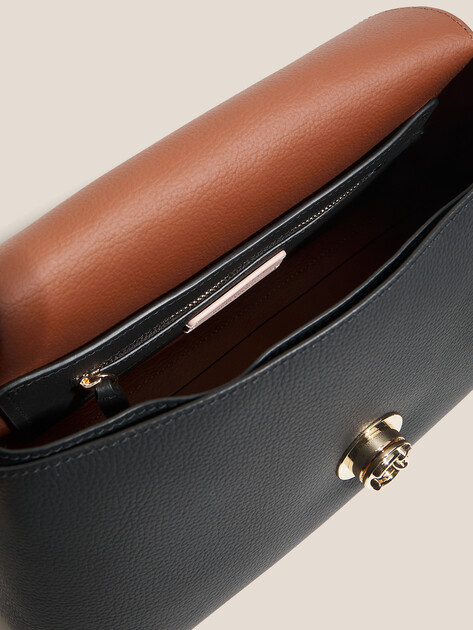 Женская сумка  COCCINELLE HANDBAG DOUBLE GRAINY LEATHER, Артикул E1 TOA 12 01 01, черный | 4919146. Ракурс 4