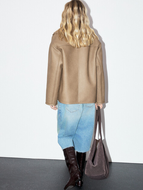 Женская дубленка  MAISON DAVID, Артикул NOEL_SDF_DR, бежево-коричневый | 4933388. Ракурс 4