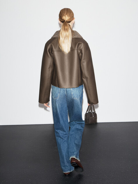 Женская дубленка  MAISON DAVID, Артикул NEVA_SDF_DR, серовато-коричневый | 4933559. Ракурс 4